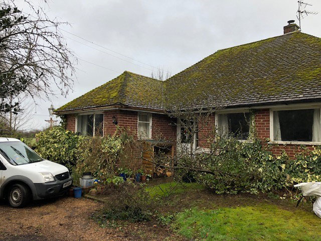 Bracken Blend Roof Tile - Front Before